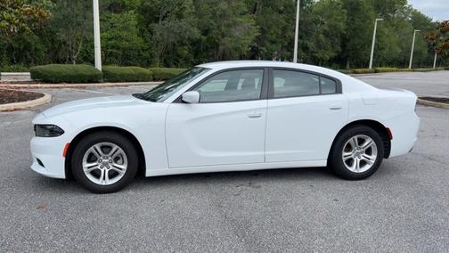 2022 Dodge Charger SE