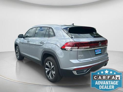Silver Mist Metallic 2026 Volkswagen Atlas Cross Sport 2.0T SE