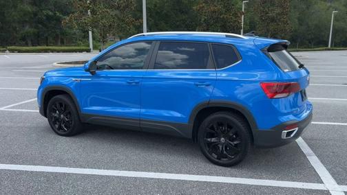 2024 Volkswagen Taos SE