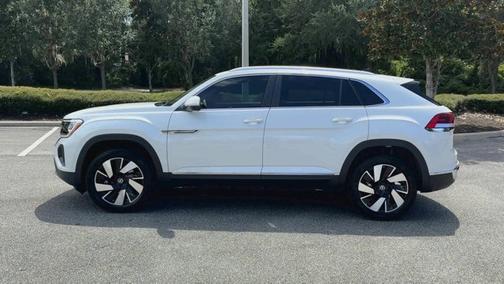 2025 Volkswagen Atlas Cross Sport 2.0T SEL