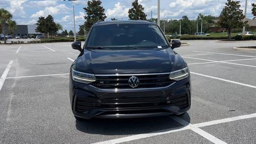 2022 Volkswagen Tiguan SE R-Line Black