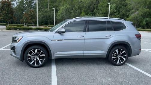 2025 Volkswagen Atlas 2.0T SEL Premium R-Line