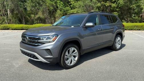 2022 Volkswagen Atlas 3.6L V6 SE w/Technology