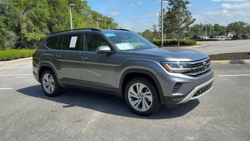 2022 Volkswagen Atlas 3.6L V6 SE w/Technology