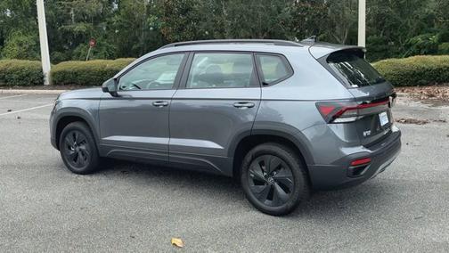 2025 Volkswagen Taos S