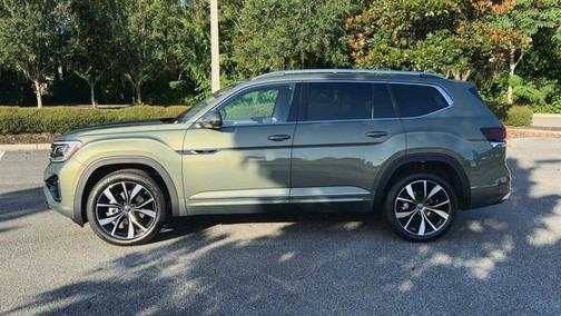 2026 Volkswagen Atlas 2.0T SEL Premium R-Line