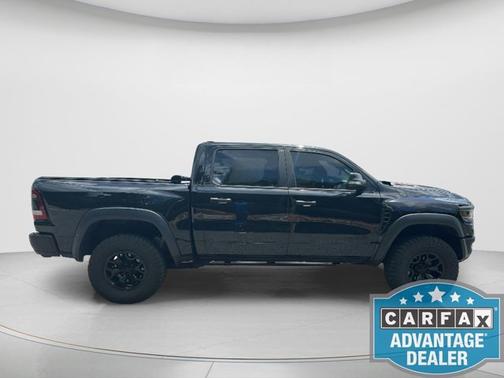 Diamond Black Crystal Pearlcoat 2022 RAM 1500 TRX