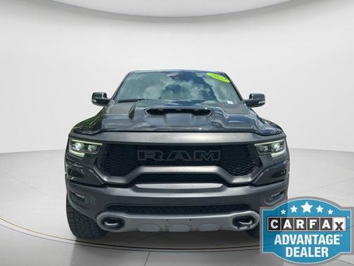 Diamond Black Crystal Pearlcoat 2022 RAM 1500 TRX