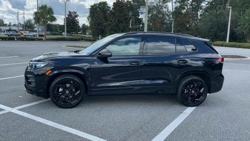 2025 Volkswagen Tiguan SE R-Line Black