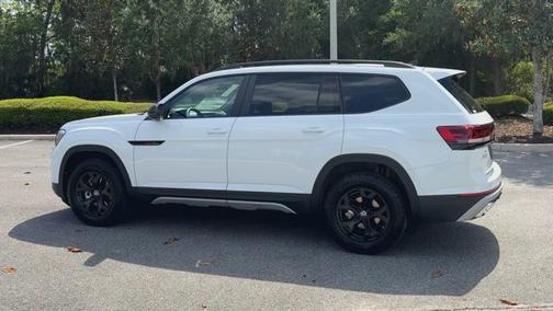 2025 Volkswagen Atlas 2.0T Peak Edition
