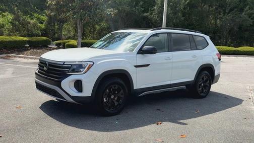 2025 Volkswagen Atlas 2.0T Peak Edition