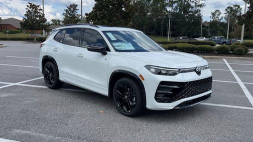 2025 Volkswagen Tiguan SE R-Line Black
