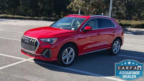 2022 Audi Q3 S line Premium