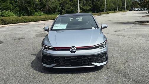 2025 Volkswagen Golf GTI SE