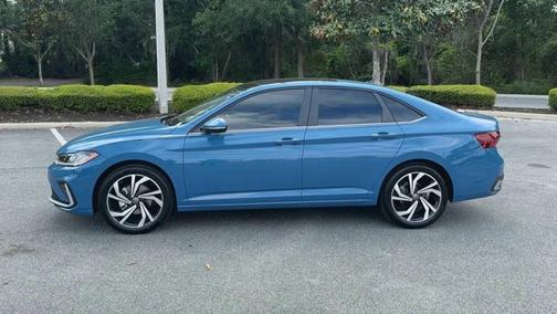 2025 Volkswagen Jetta SEL