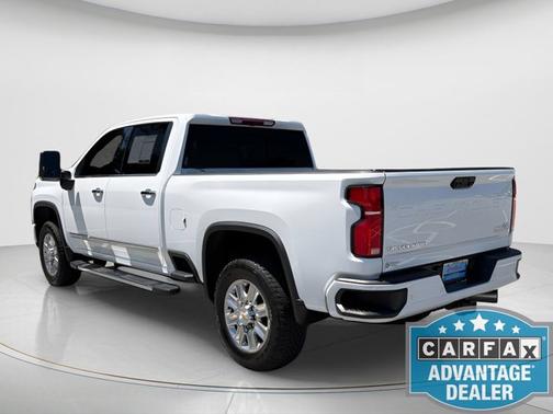 Summit White 2025 Chevrolet Silverado 2500 High Country