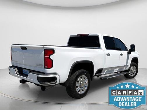 Summit White 2025 Chevrolet Silverado 2500 High Country