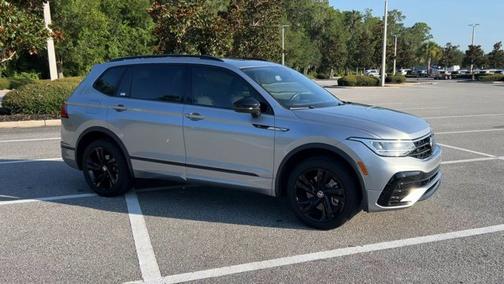 2023 Volkswagen Tiguan SE R-Line Black