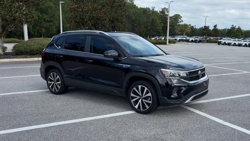 2023 Volkswagen Taos SE