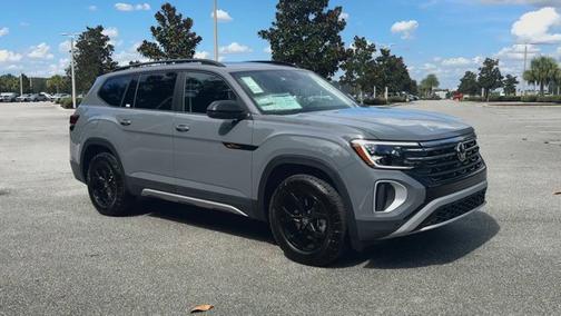 2025 Volkswagen Atlas 2.0T Peak Edition