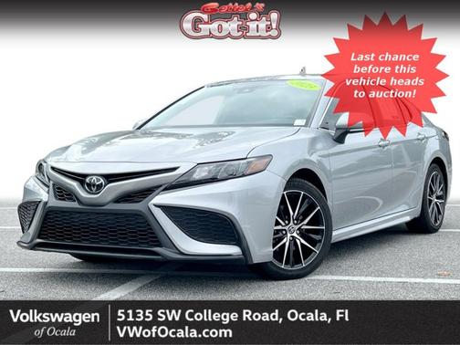 2023 Toyota Camry SE