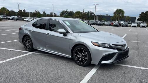 2023 Toyota Camry SE