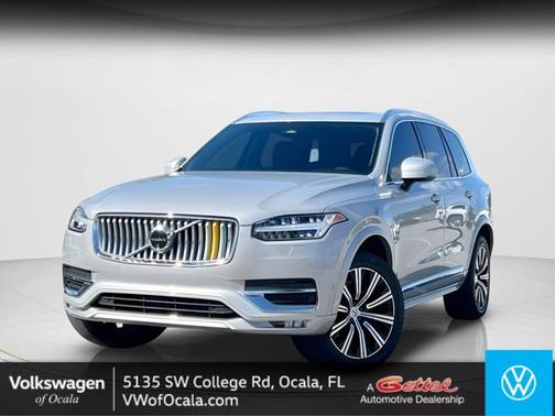 2024 Volvo XC90 Plus Bright Theme
