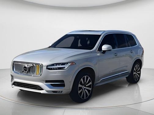 2024 Volvo XC90 Plus Bright Theme