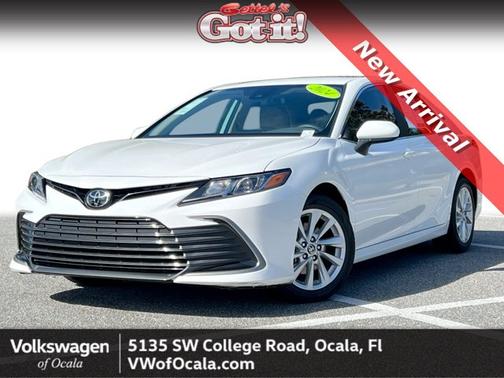 2024 Toyota Camry LE
