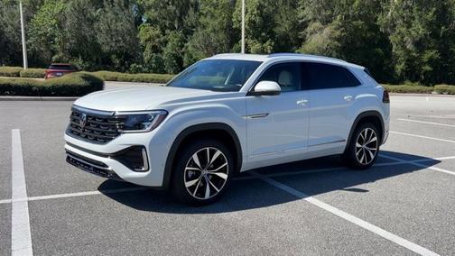 2025 Volkswagen Atlas Cross Sport 2.0T SEL Premium R-Line