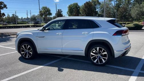 2025 Volkswagen Atlas Cross Sport 2.0T SEL Premium R-Line