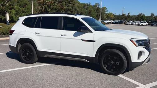 2025 Volkswagen Atlas 2.0T Peak Edition