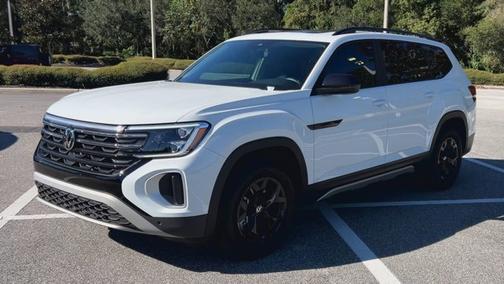 2025 Volkswagen Atlas 2.0T Peak Edition
