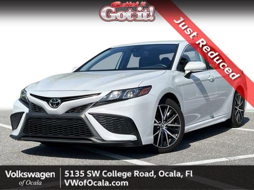 2023 Toyota Camry SE