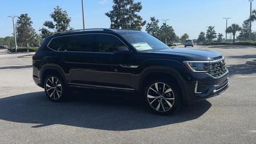 2025 Volkswagen Atlas 2.0T SEL Premium R-Line