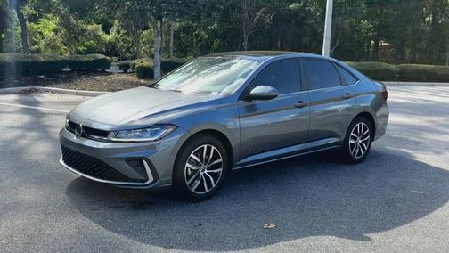 2025 Volkswagen Jetta SE