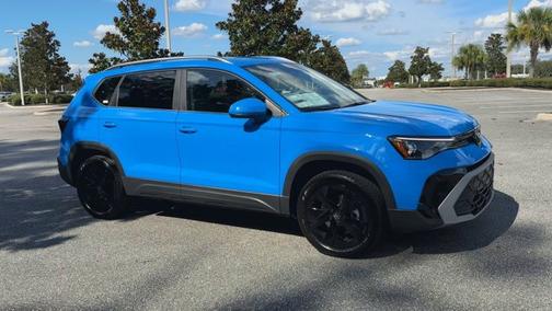 2025 Volkswagen Taos SE