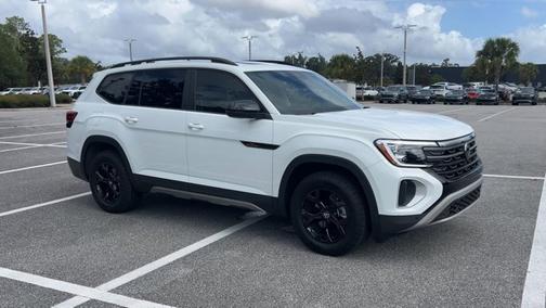 2025 Volkswagen Atlas 2.0T Peak Edition