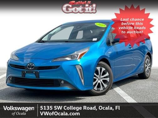 2022 Toyota Prius LE