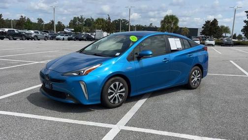 2022 Toyota Prius LE