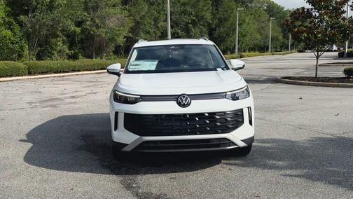 2025 Volkswagen Tiguan SE