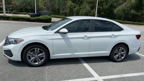 2024 Volkswagen Jetta SE