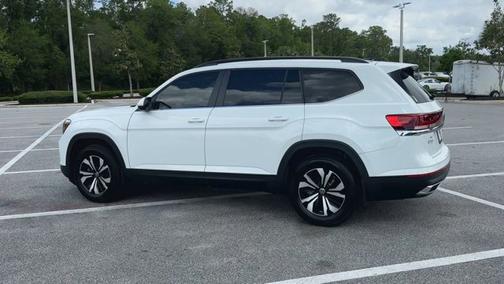 2025 Volkswagen Atlas 2.0T SE