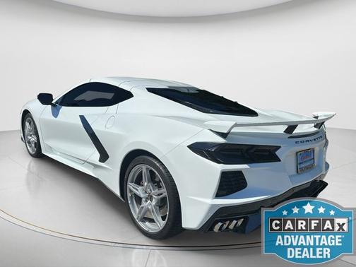 Arctic White 2025 Chevrolet Corvette 2LT