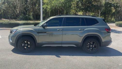 2025 Volkswagen Atlas 2.0T Peak Edition