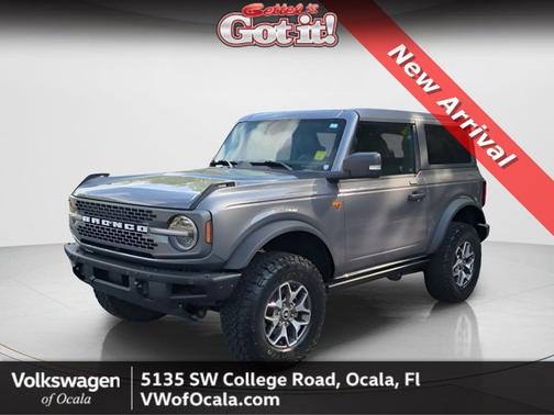 Carbonized Gray Metallic 2023 Ford Bronco Badlands