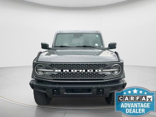Carbonized Gray Metallic 2023 Ford Bronco Badlands