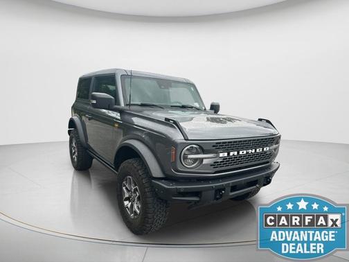 Carbonized Gray Metallic 2023 Ford Bronco Badlands