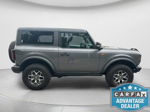 Carbonized Gray Metallic 2023 Ford Bronco Badlands