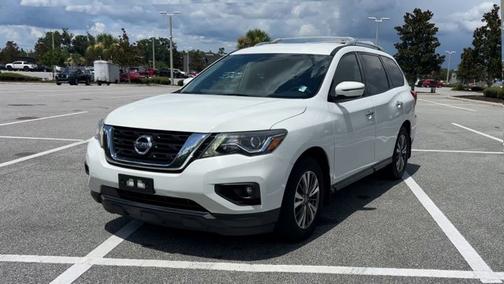 2017 Nissan Pathfinder SV